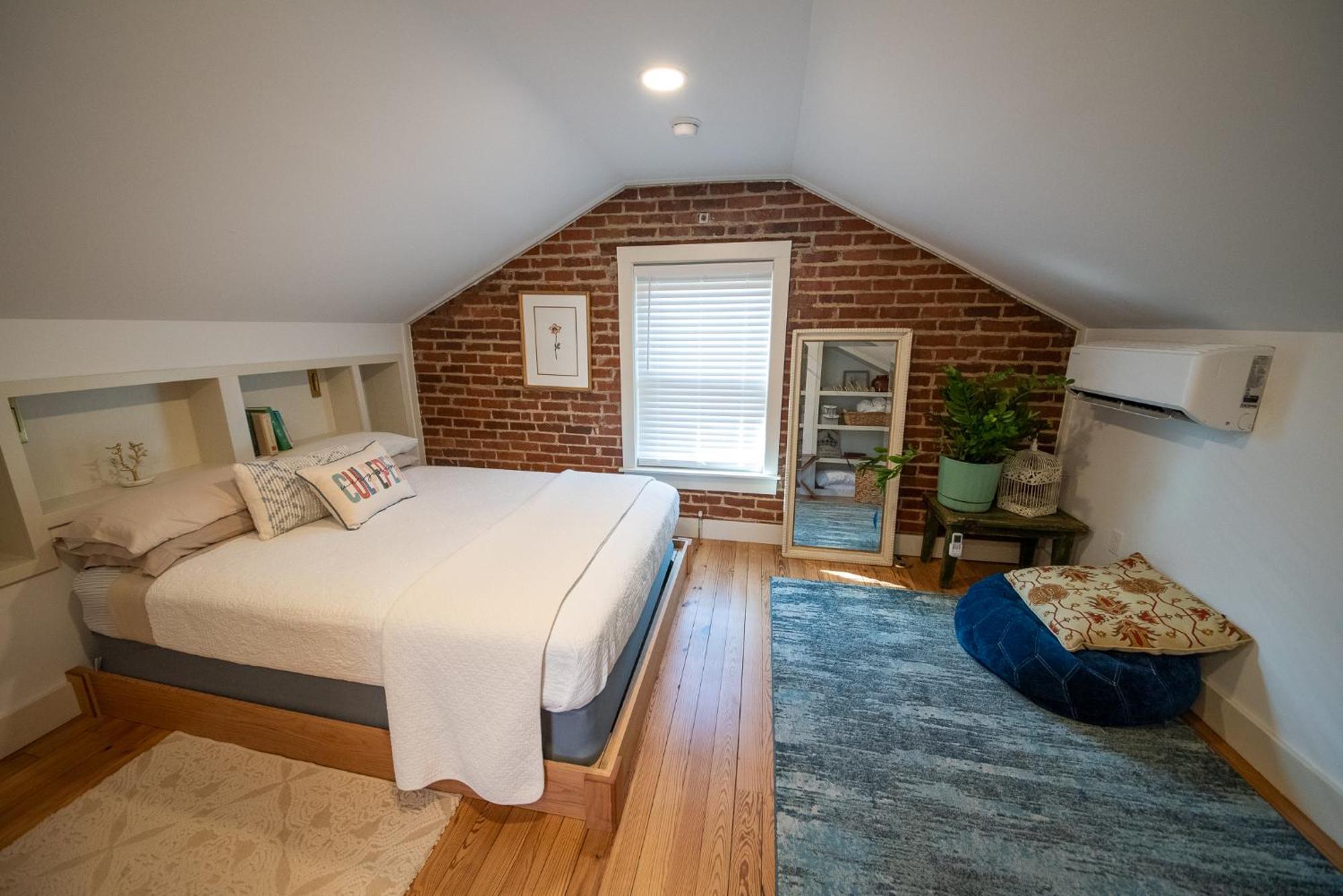 West Park Gardens Hotel Culpeper Room photo